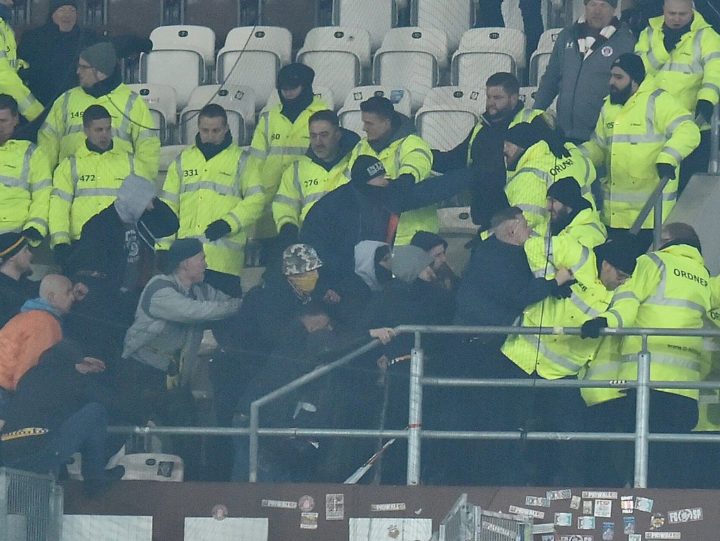 19 Verletzte, 22 Festnahmen! St. Pauli verurteilt Randale der „Scheißfans“