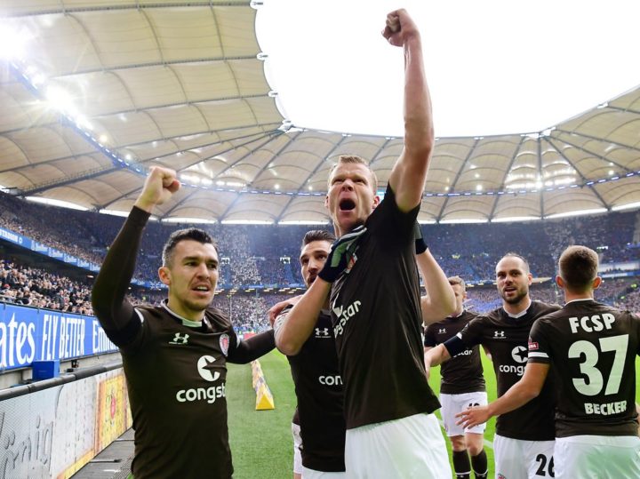 Nach dem Derby-Sieg: St. Paulis Tor-Held Veerman darf nicht mit den Kollegen feiern