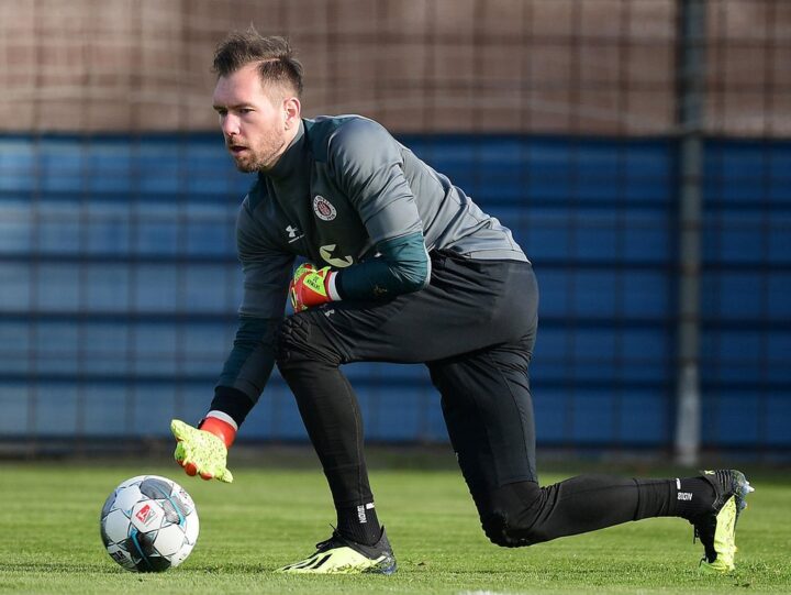 Torhüter Himmelmann spricht über die St. Pauli-Quarantäne