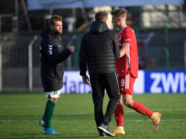 Zwei St. Paulianer düpieren Arp und Meister Bayern