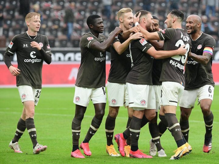 Jetzt im Liveticker: So läuft es für den FC St. Pauli gegen Karlsruhe