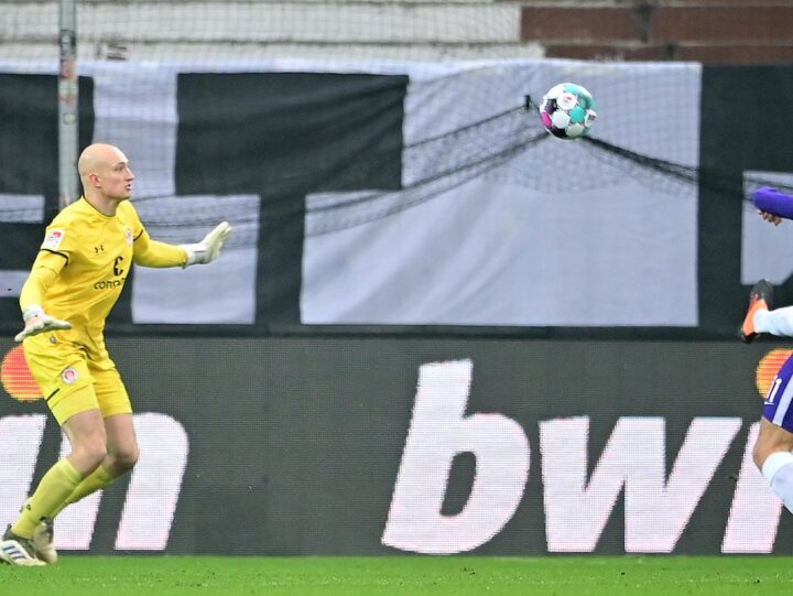 Wachablösung im St. Pauli-Tor: Bleibt Brodersen im Tor?