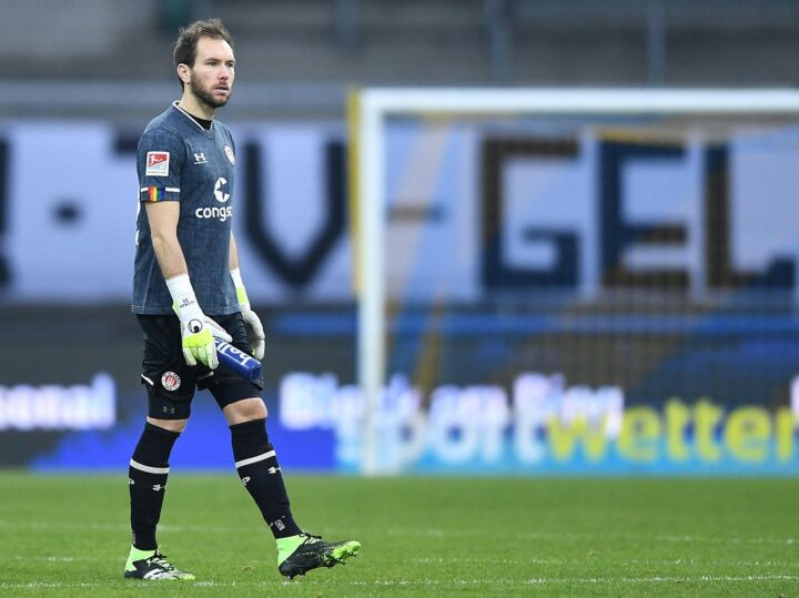 „Auf dem Prüfstand“: Jetzt muss sogar Himmelmann um seinen Platz bei St. Pauli bangen