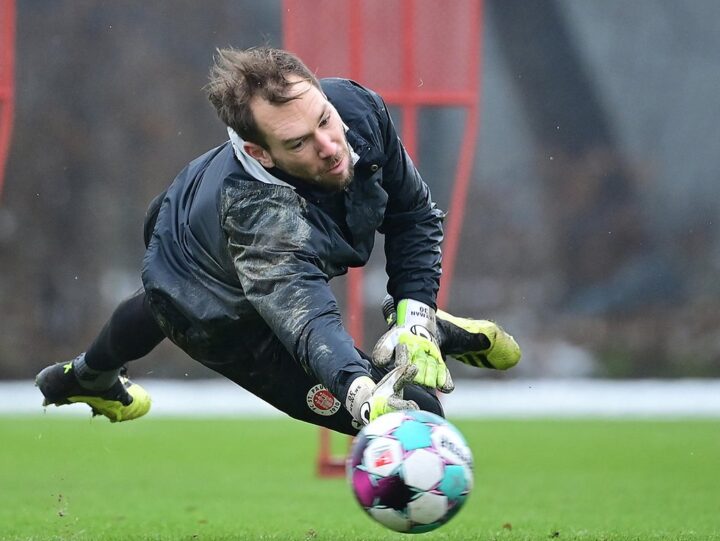 Auf Instagram: Robin Himmelmanns emotionaler Abschied vom FC St. Pauli