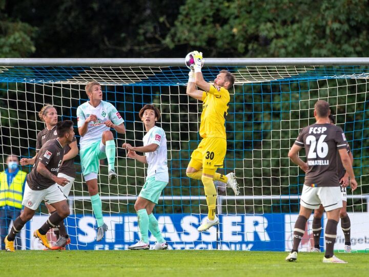 Nach St. Pauli-Aus: Wechselt Robin Himmelmann in die Bundesliga?