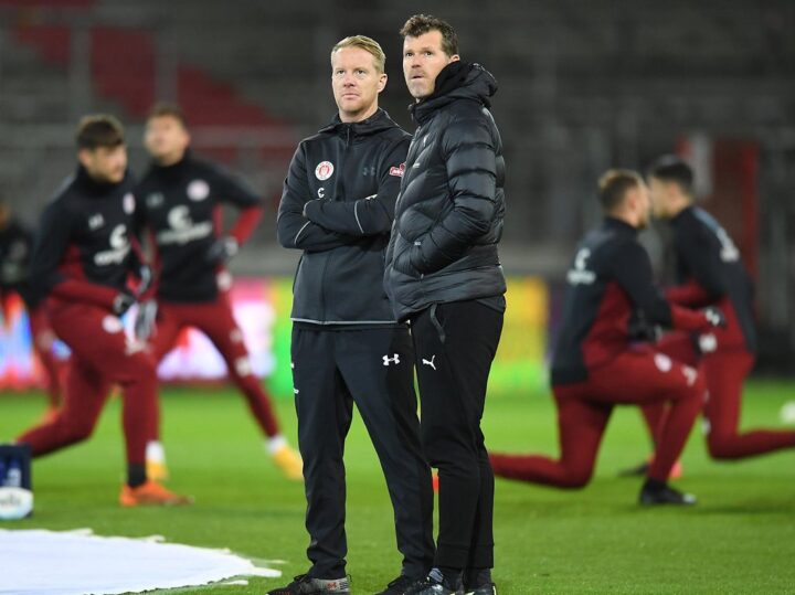 So denkt Timo Schultz über den Umgang mit Trainer-Kollegen