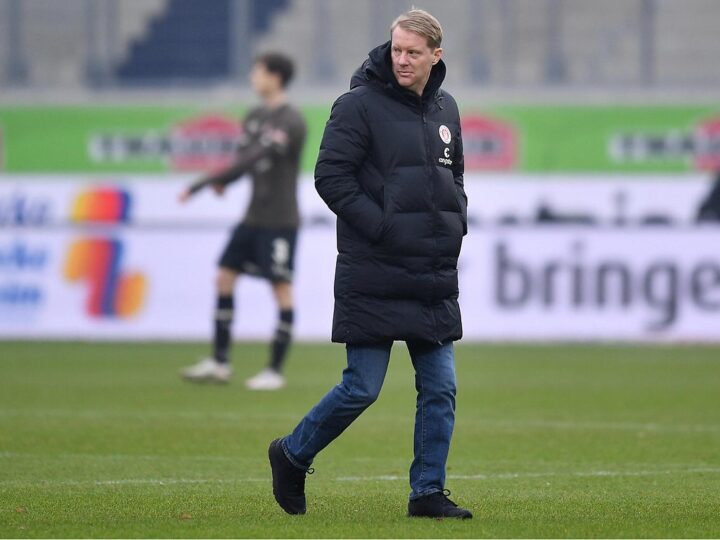 So geht’s St. Paulis Coach Timo Schultz nach seinem Nierenstein-Leiden