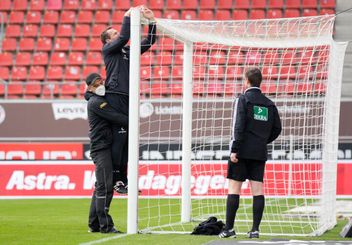 Tornetz kaputt! St. Pauli-Anpfiff gegen Hannover verzögert sich