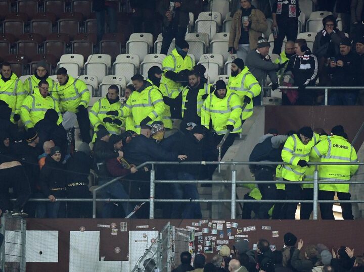 Dresden und Rostock: St. Pauli drohen wieder Hochrisiko-Spiele